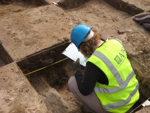 0023 iron age temple dig, norfolk, middleton grange farm, mgfa07 (3)